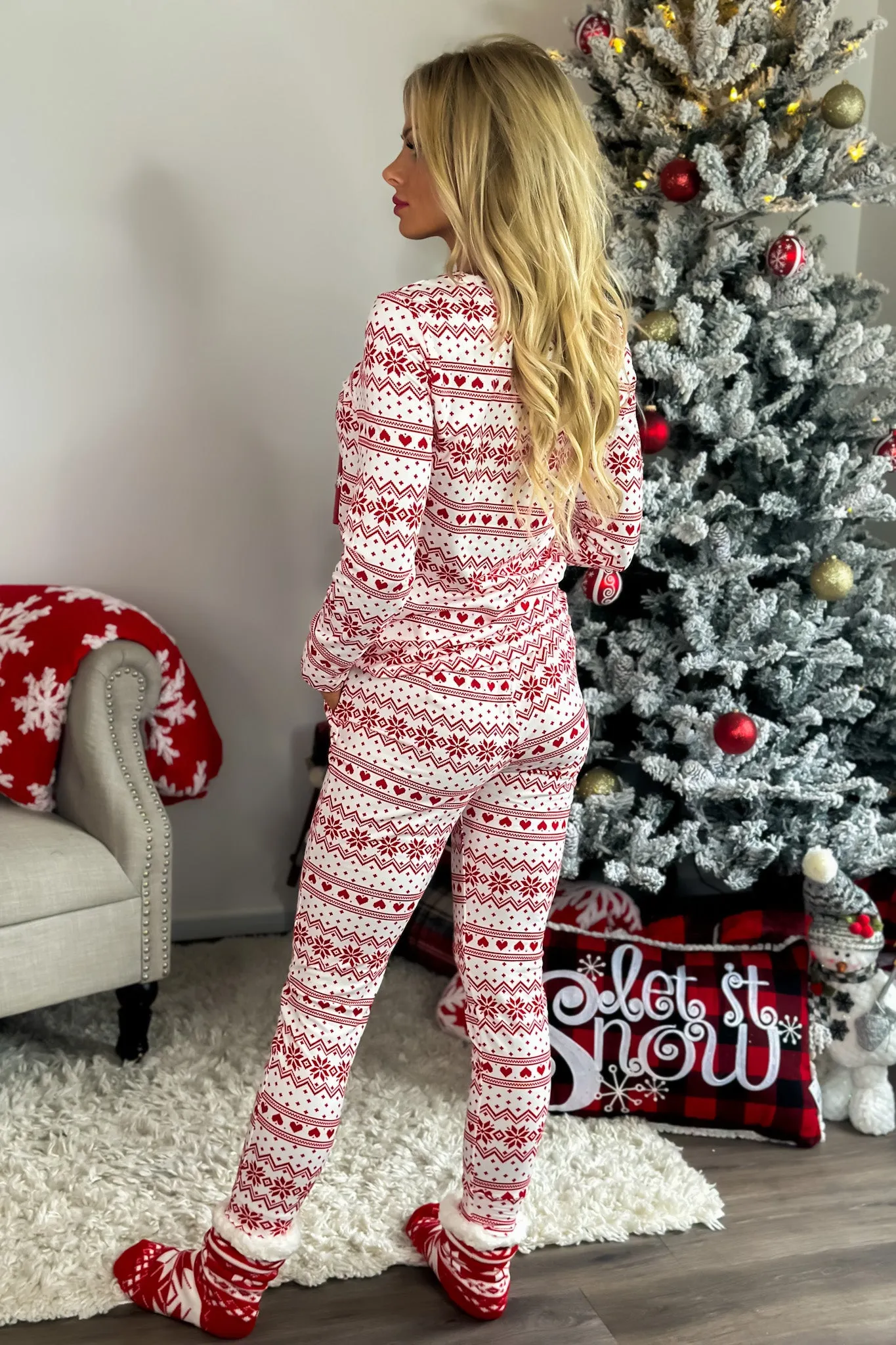 Holiday Snowflake Print Jogger PJ Set : Red/White