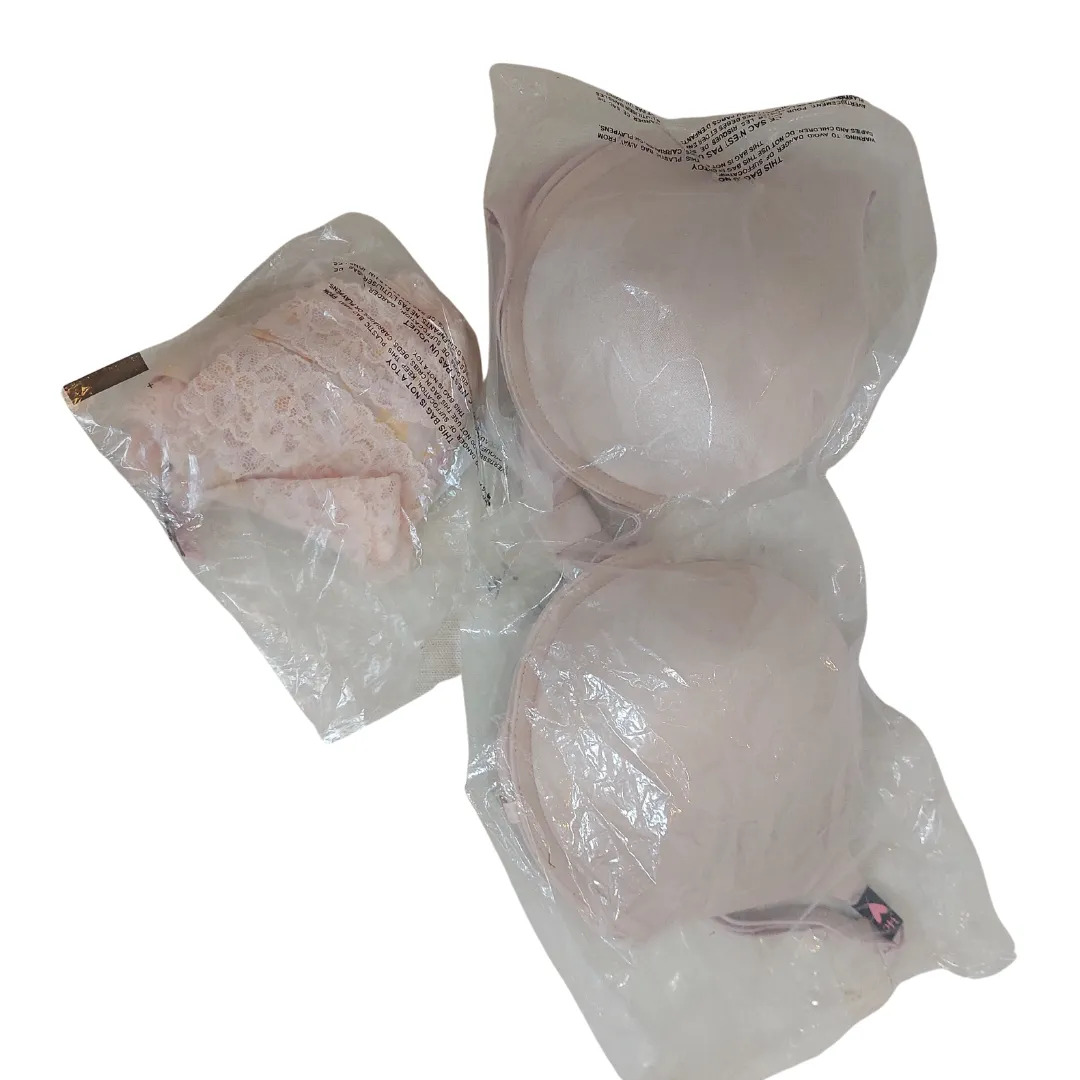 Victoria's Secret Nude Pink Set | Brand new |